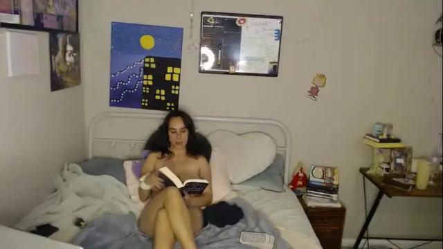 Image 6 of glitterspace Stream on Chaturbate on 7 months ago