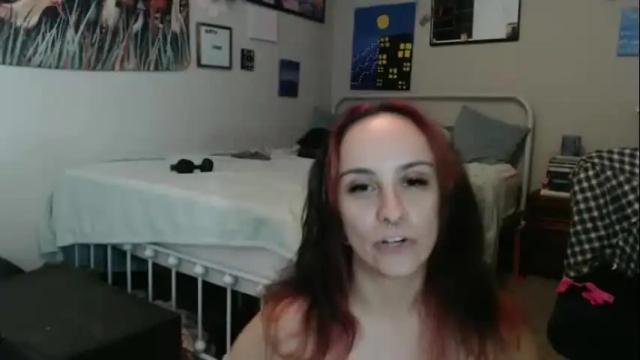 Image 6 of glitterspace Stream on Chaturbate on 5 months ago