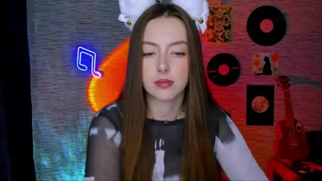 Image 12 of glo_lo Stream on Chaturbate on 12 months ago
