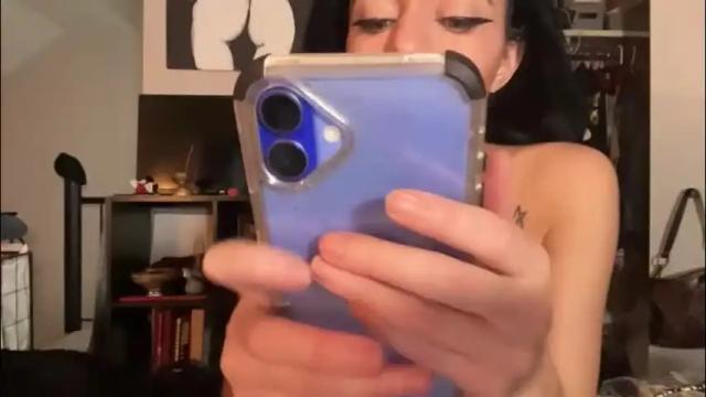 Image 12 of globberton Stream on Chaturbate on 1 month ago