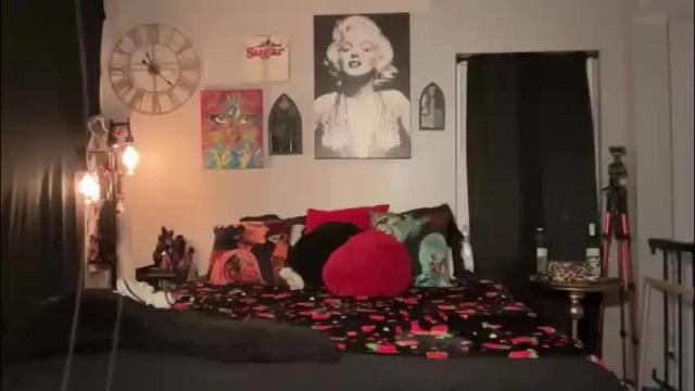 Image 6 of globberton Stream on Chaturbate on 1 month ago