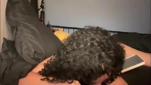 Image 12 of globberton Stream on Chaturbate on 1 month ago