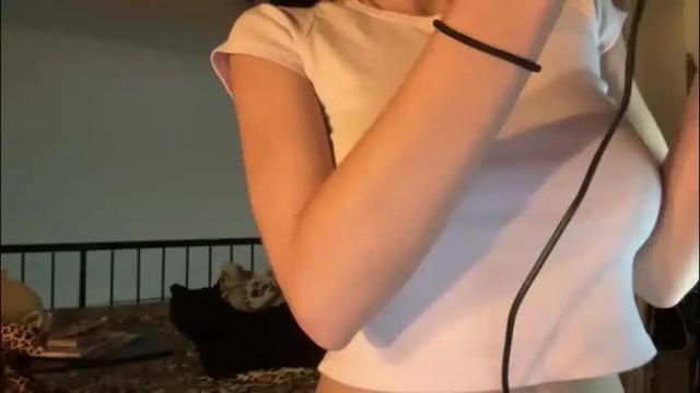 Image 7 of globberton Stream on Chaturbate on 11 days ago