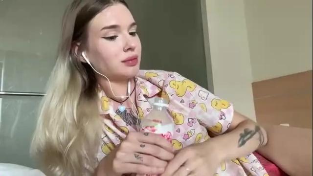 Thumbnail 2, glockoffrog's Stream at Chaturbate, 9 months ago