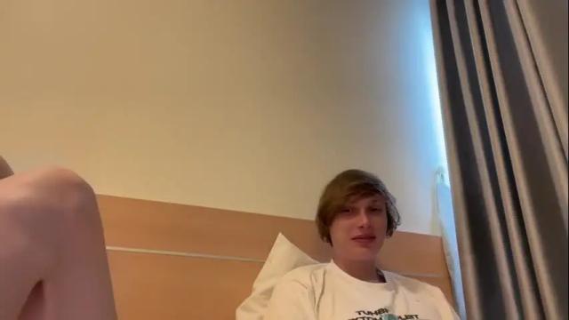 Image 10 of glockoffrog Stream on Chaturbate on 9 months ago