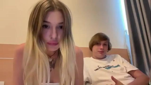 Thumbnail 2, glockoffrog's Stream at Chaturbate, 9 months ago