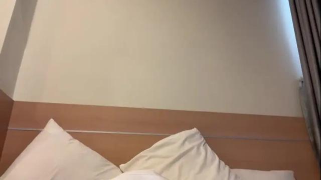 Image 11 of glockoffrog Stream on Chaturbate on 9 months ago