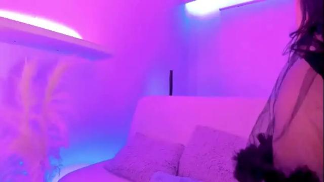 Image 2 of gloomydoll Stream on Chaturbate on 24 days ago