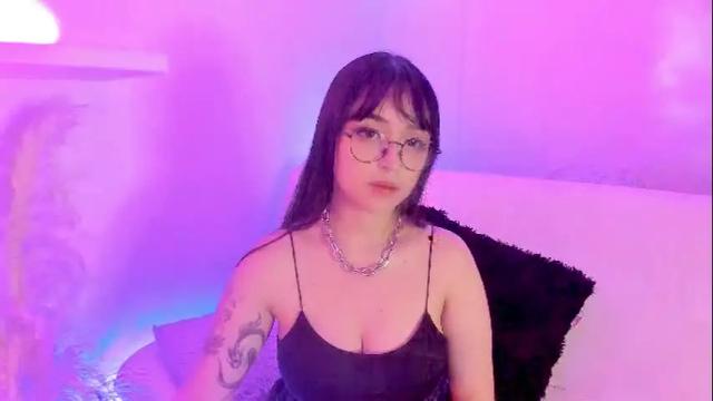 Image 11 of gloomydoll Stream on Chaturbate on 12 days ago