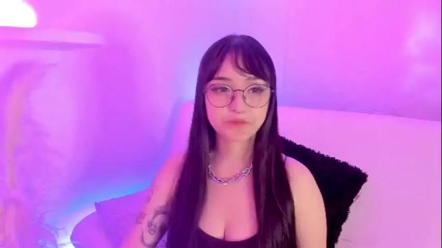 Image 3 of gloomydoll Stream on Chaturbate on 12 days ago