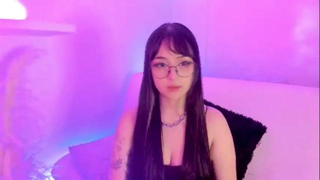 Image 7 of gloomydoll Stream on Chaturbate on 12 days ago
