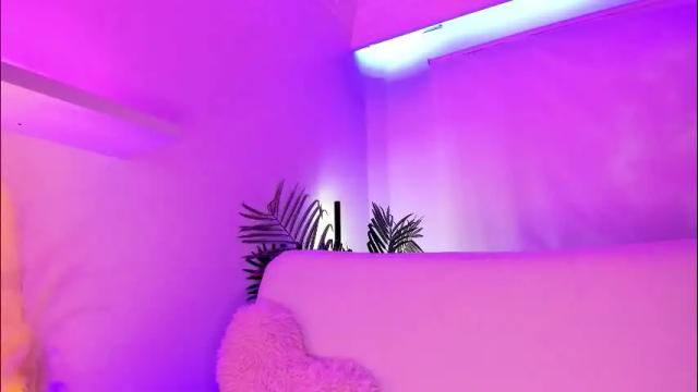 Image 10 of gloomydoll Stream on Chaturbate on 22 days ago