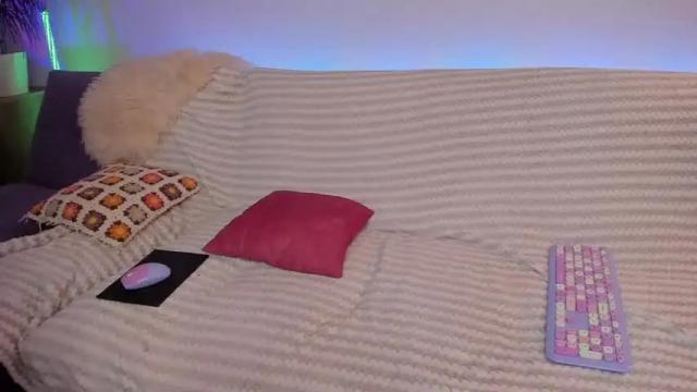 Image 10 of gloria_dei Stream on Chaturbate on 15 months ago