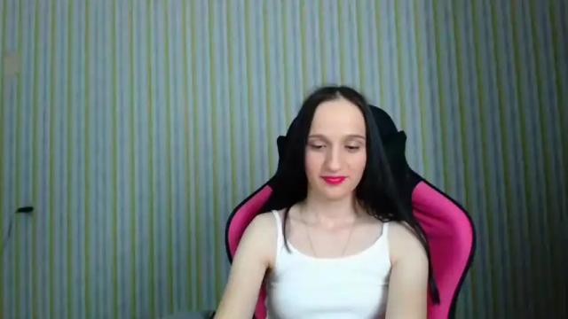 Image 3 of gloria_love7 Stream on Chaturbate on 17 months ago