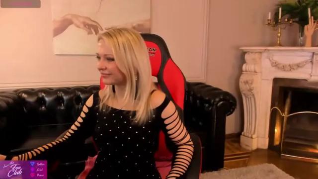 Image 7 of gloria_lovely Stream on Chaturbate on 14 months ago