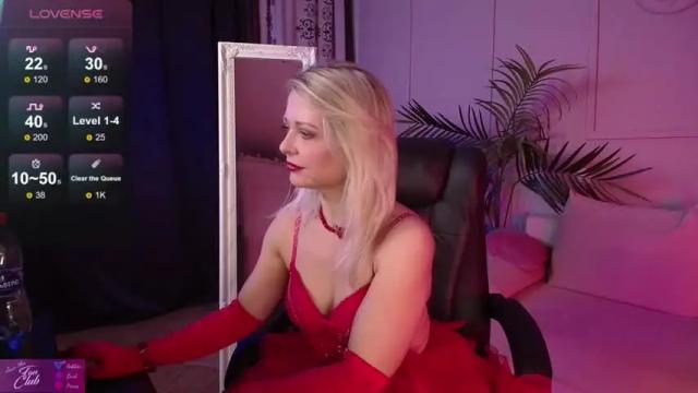 Image 7 of gloria_lovely Stream on Chaturbate on 13 months ago