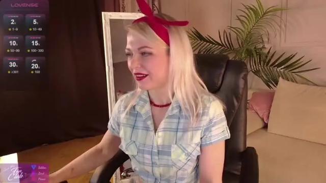 Thumbnail 2, gloria_lovely's Stream at Chaturbate, 13 months ago