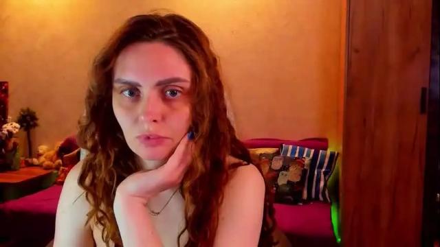 Image 4 of gloria_wood Stream on Chaturbate on 1 month ago