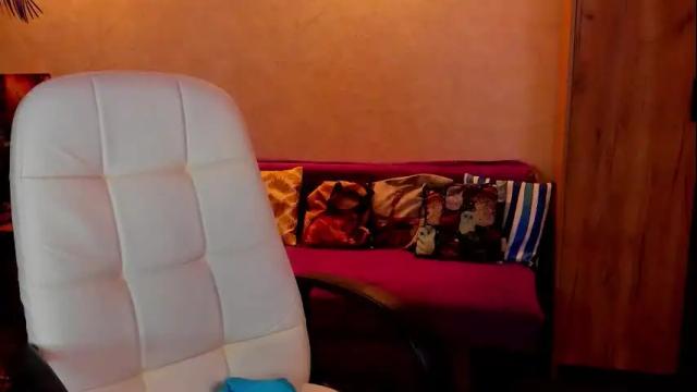 Image 7 of gloria_wood Stream on Chaturbate on 1 month ago
