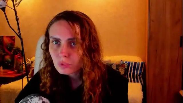 Image 3 of gloria_wood Stream on Chaturbate on 1 month ago