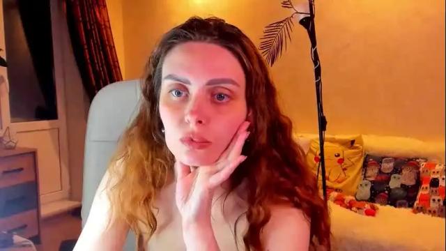 Image 2 of gloria_wood Stream on Chaturbate on 1 month ago