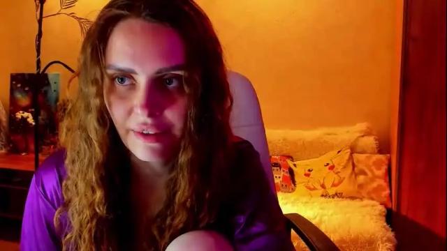 Image 7 of gloria_wood Stream on Chaturbate on 1 month ago