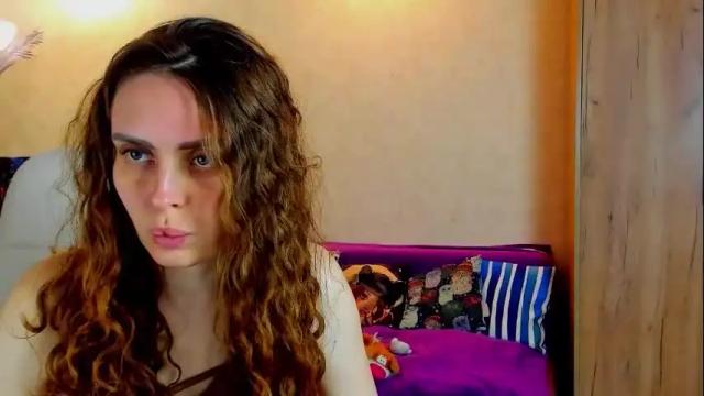 Image 4 of gloria_wood Stream on Chaturbate on 1 month ago