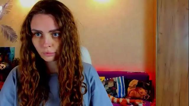 Image 2 of gloria_wood Stream on Chaturbate on 1 month ago
