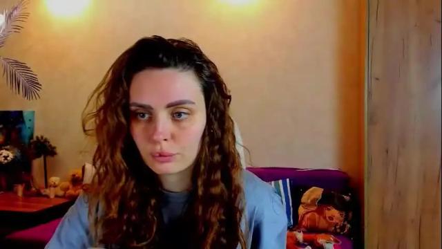 Image 4 of gloria_wood Stream on Chaturbate on 1 month ago