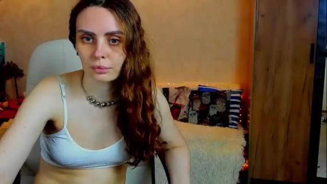 Image 2 of gloria_wood Stream on Chaturbate on 15 days ago