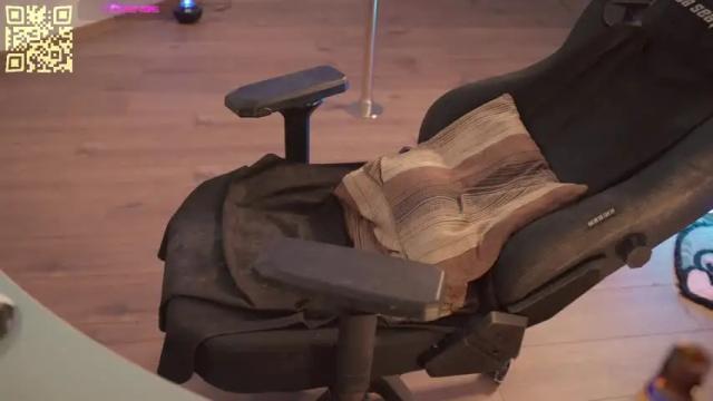 Image 7 of glorikitty Stream on Chaturbate on 6 days ago