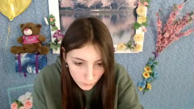 Image 7 of glorious_angel_ Stream on Chaturbate on 16 months ago