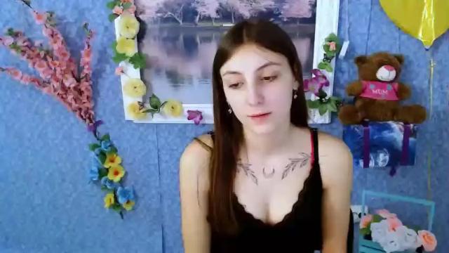 Image 10 of glorious_angel_ Stream on Chaturbate on 16 months ago