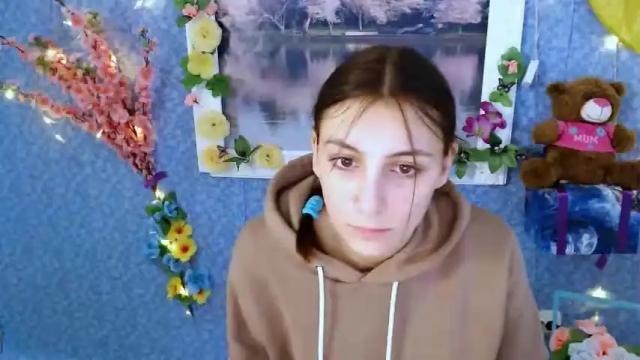 Image 8 of glorious_angel_ Stream on Chaturbate on 16 months ago