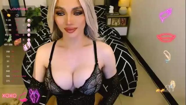Image 10 of glorious_kim Stream on Chaturbate on 6 days ago