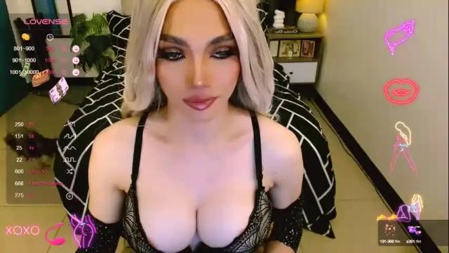 Image 12 of glorious_kim Stream on Chaturbate on 4 days ago