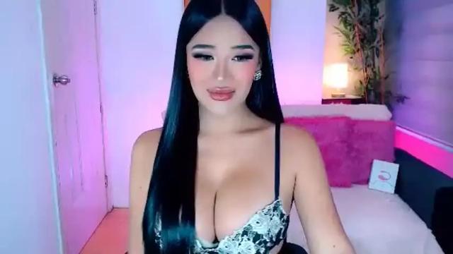 Image 4 of gloriousslutshay Stream on Chaturbate on 14 days ago