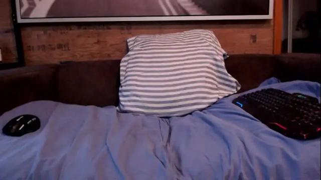 Image 3 of gloryloli Stream on Chaturbate on 4 months ago