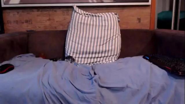 Image 8 of gloryloli Stream on Chaturbate on 3 months ago