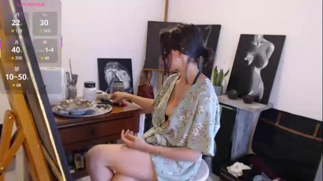 Image 4 of glow_diamond Stream on Chaturbate on 4 months ago