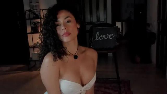Image 11 of goddes_helena Stream on Chaturbate on 2 months ago