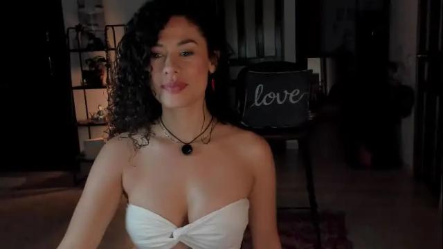 Image 12 of goddes_helena Stream on Chaturbate on 2 months ago