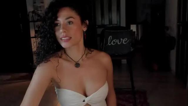 Image 8 of goddes_helena Stream on Chaturbate on 2 months ago