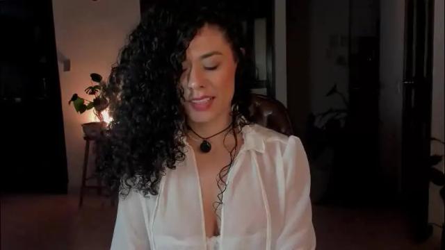 Image 6 of goddes_helena Stream on Chaturbate on 25 days ago