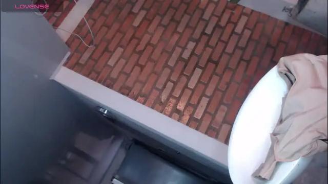 Image 8 of goddesfox Stream on Chaturbate on 4 days ago