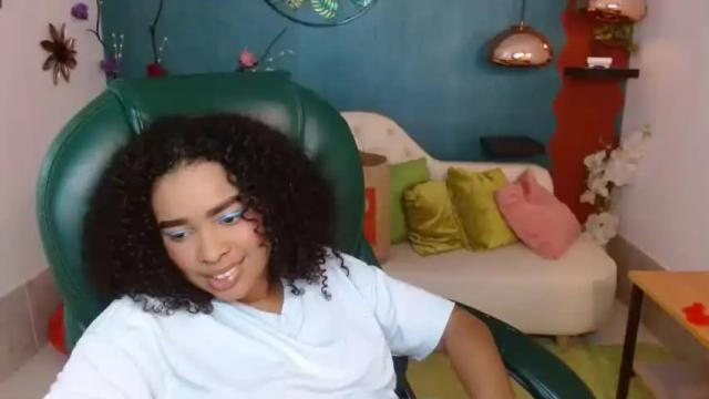 Image 4 of goddess__athenaa Stream on Chaturbate on 17 months ago