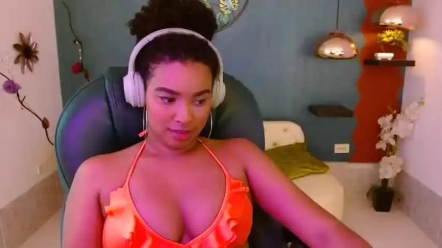 Image 10 of goddess__athenaa Stream on Chaturbate on 16 months ago