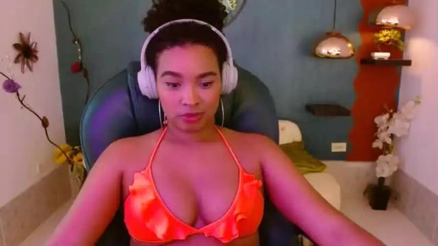 Image 4 of goddess__athenaa Stream on Chaturbate on 16 months ago