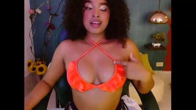 Image 12 of goddess__athenaa Stream on Chaturbate on 16 months ago