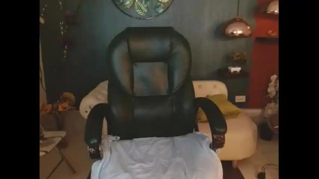 Image 11 of goddess__athenaa Stream on Chaturbate on 16 months ago